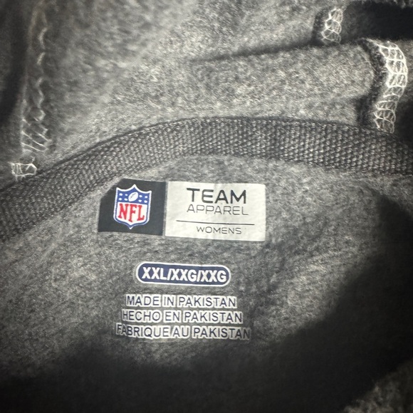 women’s hoodie - Picture 3 of 3